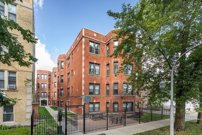 property at 7530 N Seeley Ave