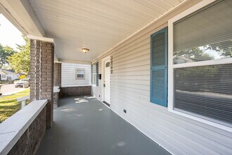 1040 Winfield Ave in Indianapolis, IN - Building Photo - Building Photo