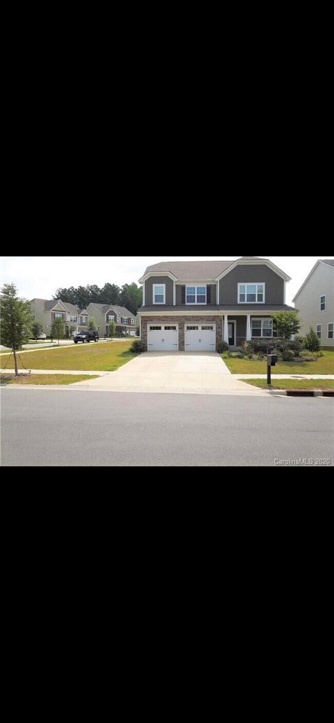 136 Yellowbell Rd Rentals in Mooresville, NC