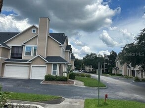 1990 Erving Cir in Ocoee, FL - Foto de edificio - Building Photo