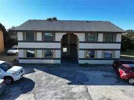 44 N Fairfax Ave in Winter Springs, FL - Building Photo