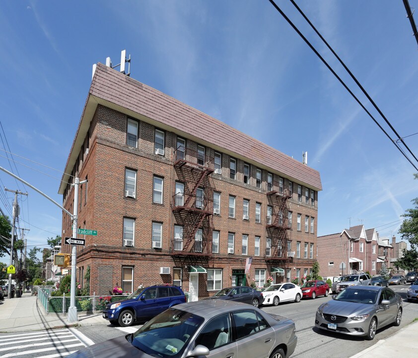 1903 Radcliff Ave in Bronx, NY - Building Photo