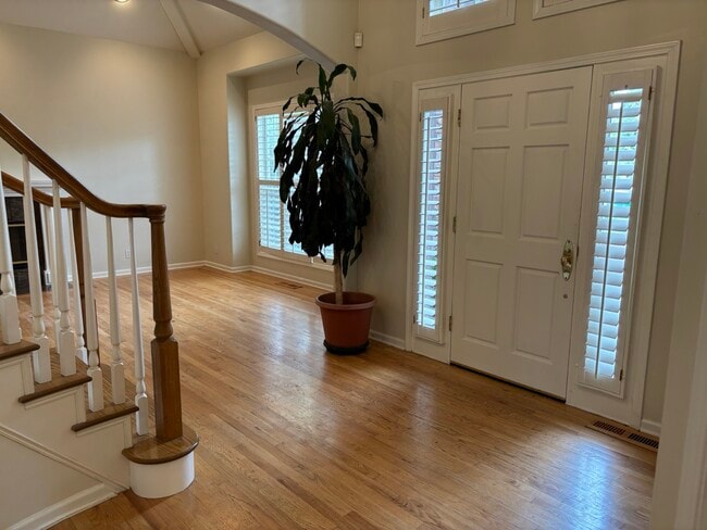 property at 740 Oak Crest Cir