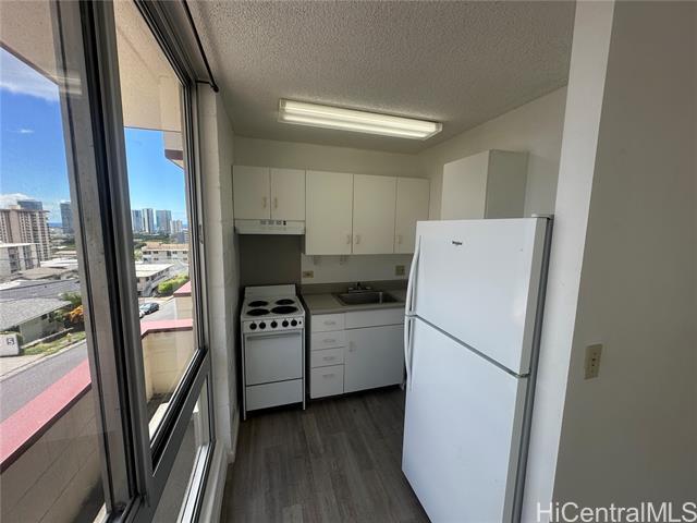 property at 1528 Emerson St