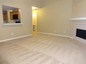 423 Brushy Glen Dr in Houston, TX - Building Photo - Building Photo