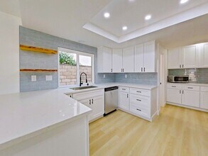 11 Palermo St in Laguna Niguel, CA - Foto de edificio - Building Photo