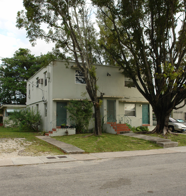 39 NE 56th St in Miami, FL - Building Photo - Building Photo