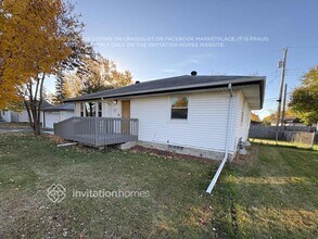 2113 55th Ave N in Minneapolis, MN - Building Photo - Building Photo