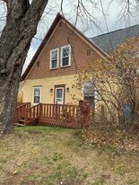 526 Fisher St in Marquette, MI - Building Photo