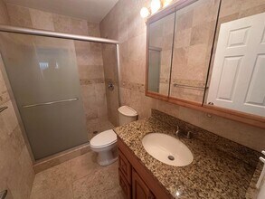 9428 Oakburst Ln, Unit C4 in Tamarac, FL - Building Photo - Building Photo
