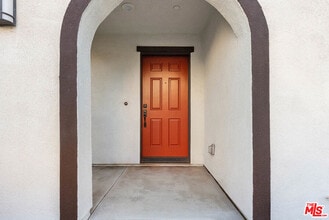 749 Daniel Freeman Cir in Inglewood, CA - Building Photo - Building Photo