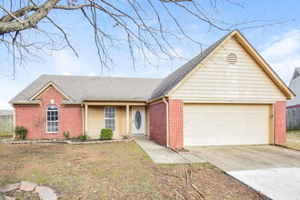 7776 Parkwood Cove, Unit 1324 in Southaven, MS - Building Photo - Building Photo