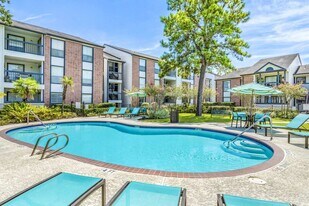 Brandon Oaks in Cypress, TX - Building Photo