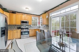 3 Keats Ct in East Windsor, NJ - Building Photo - Building Photo