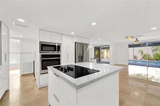 1769 Wa Kee Na Dr in Miami, FL - Building Photo - Building Photo