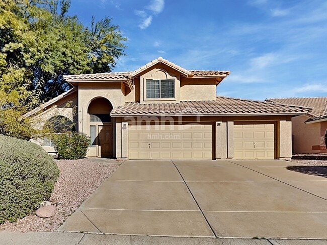 property at 4229 N Ranier