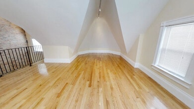 87 Morrison Ave, Unit 2R in Somerville, MA - Foto de edificio - Building Photo