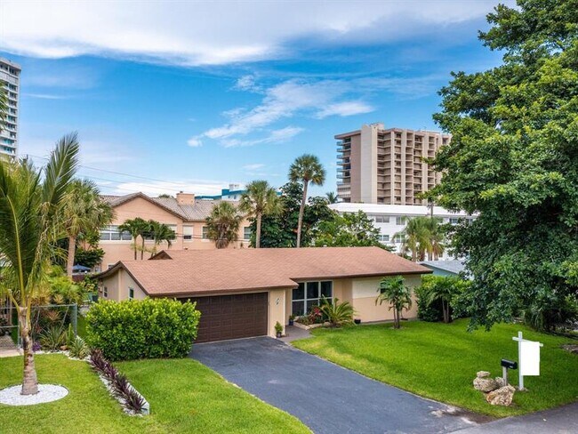 1724 Bel Air Ave in Pompano Beach, FL - Building Photo - Building Photo