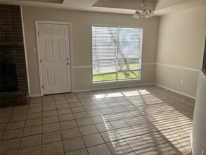 1712 Parkwood Dr in Leander, TX - Building Photo - Building Photo