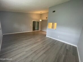 15 Birdie Dr in New Smyrna Beach, FL - Building Photo - Building Photo