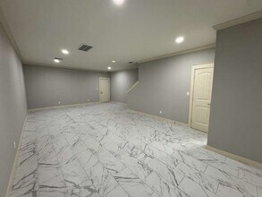 5802 Twisted Pine Ct in Houston, TX - Building Photo - Building Photo