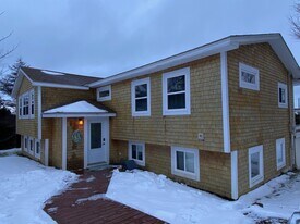 55 Dunphys Ln in Torbay, NL - Building Photo