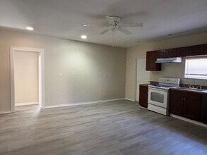 1215 E 24th Ave in Tampa, FL - Building Photo - Building Photo