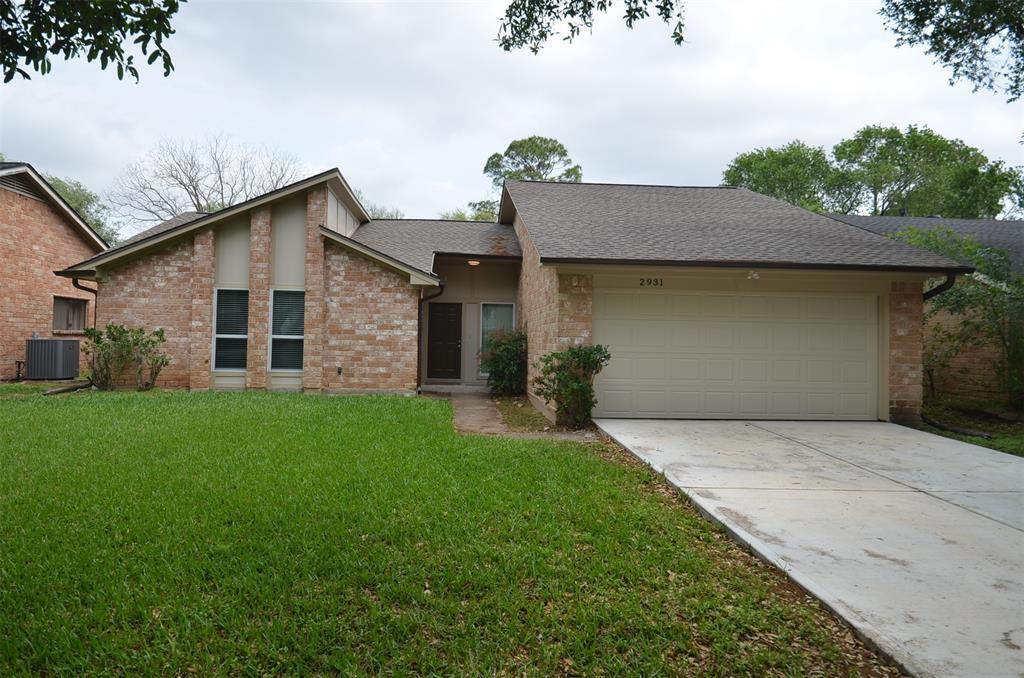 2931 Jenny Dr in Sugar Land, TX - Building Photo