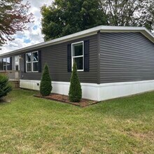 2800 W Memorial Dr in Muncie, IN - Building Photo - Building Photo