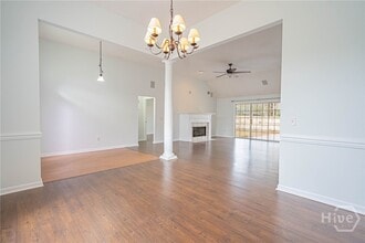 114 Laurens Ln in Savannah, GA - Building Photo - Building Photo