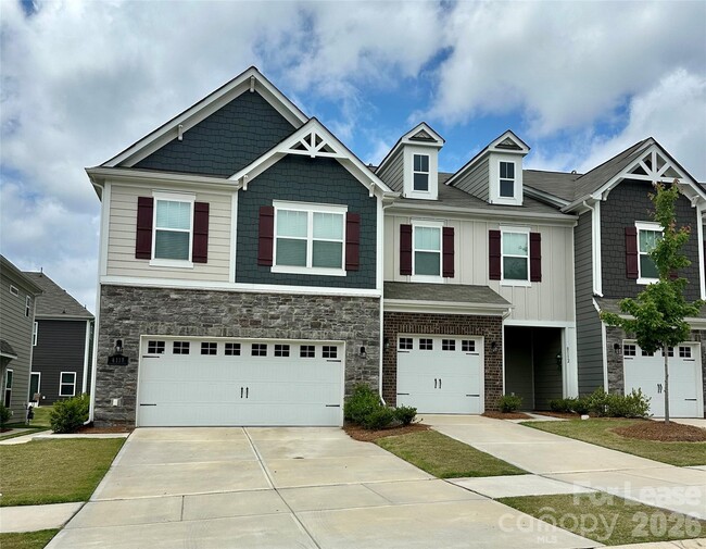 8116 Ramsburg Dr in Charlotte, NC - Building Photo - Building Photo