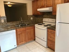 4088 NW 90th Ave in Sunrise, FL - Building Photo