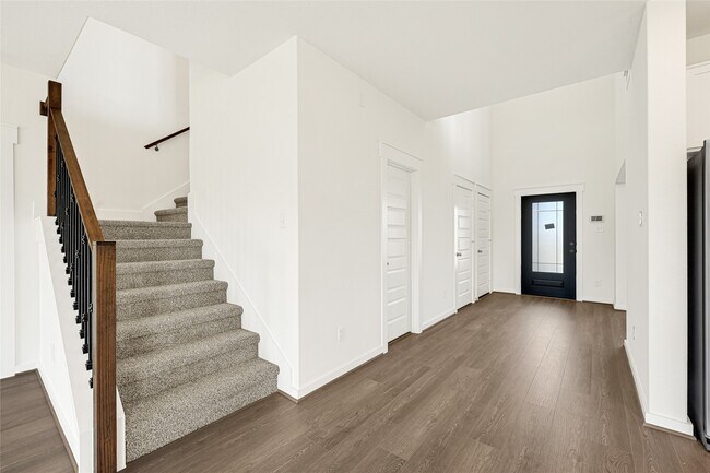 property at 4625 Peony Grn Dr