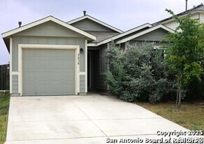 9838 Spotted Rose in San Antonio, TX - Building Photo