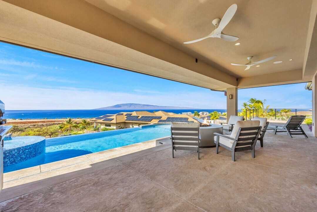 564 Anapuni Loop in Lahaina, HI - Building Photo