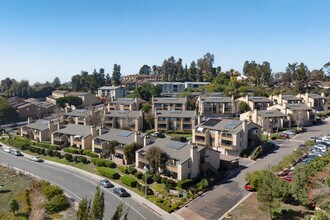 Parkway Manor in La Mesa, CA - Building Photo - Building Photo