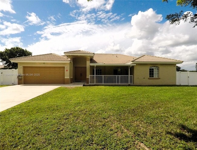 28128 SW 173rd Pl in Homestead, FL - Building Photo - Building Photo
