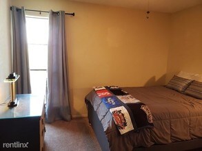 1901 Holleman Dr W-Unit -Apt 510 in College Station, TX - Building Photo - Building Photo
