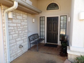 209 Big Spur S in Horseshoe Bay, TX - Building Photo - Building Photo