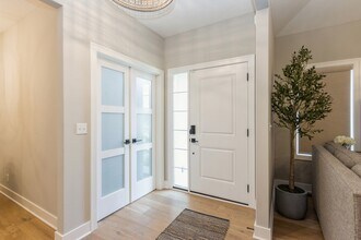 7208 Allman Dr in Shawnee, KS - Building Photo - Building Photo