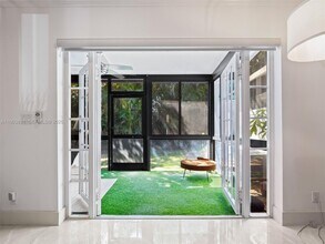 2553 NW 42nd Ave in Coconut Creek, FL - Building Photo - Building Photo