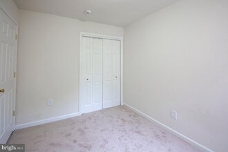 215 9th St, Unit B in Laurel, MD - Building Photo - Building Photo