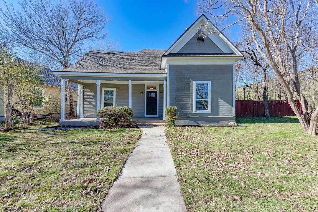 3908 Avenue C in Austin, TX - Building Photo