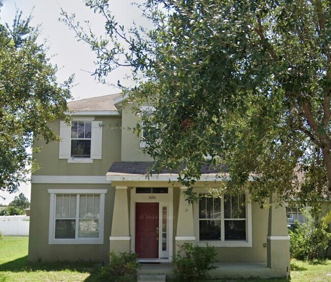 property at 3090 Grasmere View Pkwy N