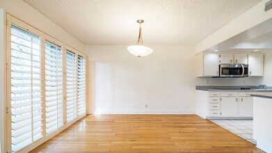 5870 Green Valley Cir in Culver City, CA - Building Photo - Building Photo