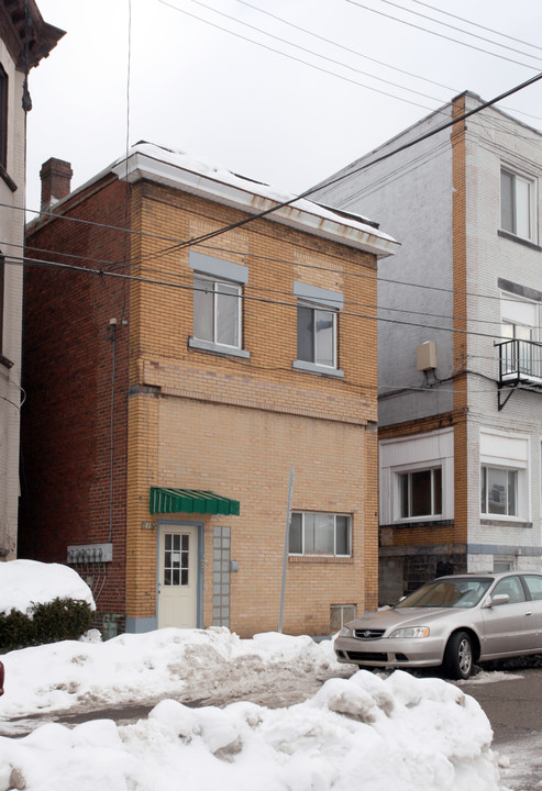 519 Semple St in Pittsburgh, PA - Foto de edificio