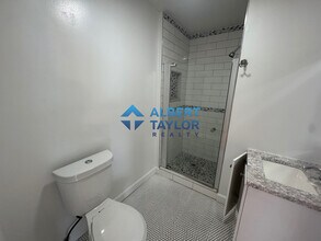 1084 Dorchester Ave, Unit 2 in Boston, MA - Building Photo - Building Photo
