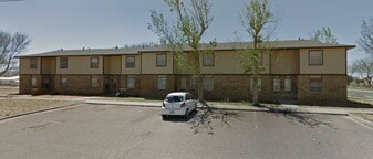 100 NE 4th in Seminole, TX - Building Photo