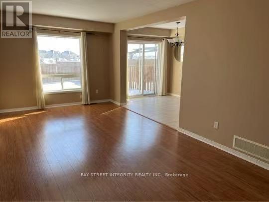 231 Dicenzo Dr in Hamilton, ON - Building Photo - Building Photo