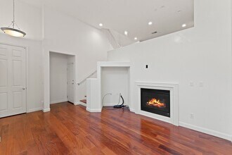 879 Garrity Way in Santa Clara, CA - Building Photo - Building Photo